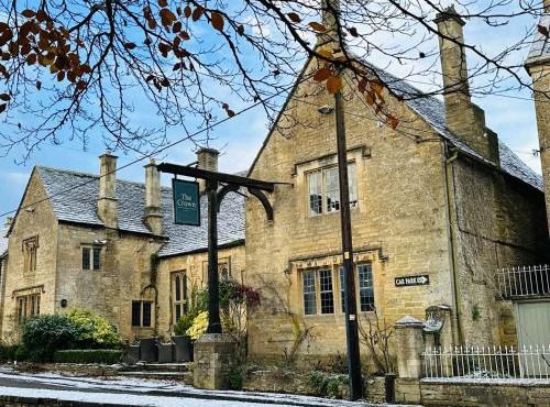 The Crown At Shipton
