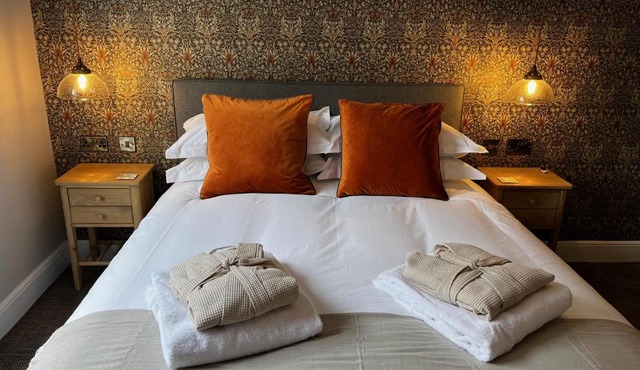 The Crown Pub and Hotel