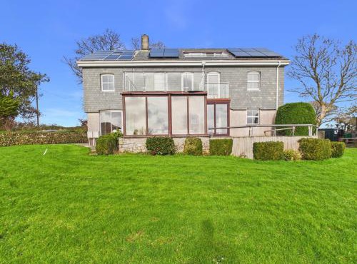 The Crows Nest – Sea View Retreat, Flushing Cornwall