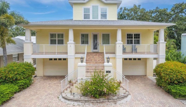 The Crystal Breeze House