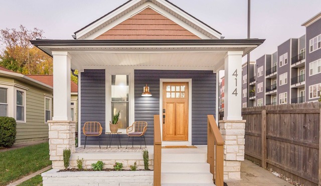 The Curated Chateau—Minutes from Louisville