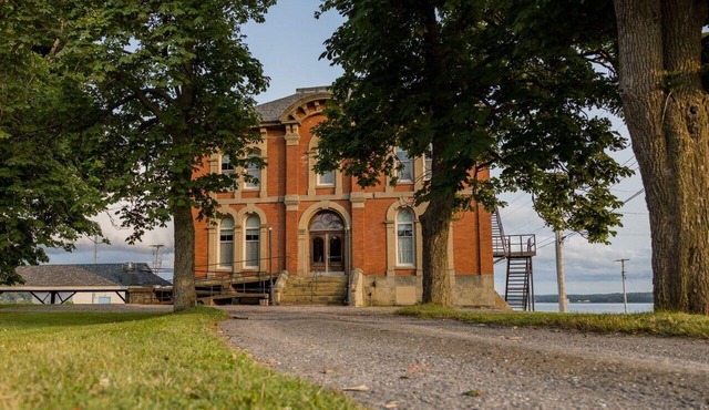 The Customs House Inn