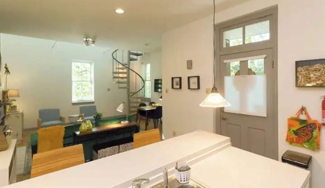 The Dackel - Townhouse in Historic Soulard