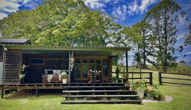The Dairy Cottage - rustic timber cottage with outdoor living, set on acreage