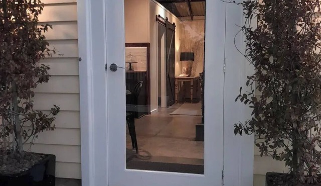 "The Dairy" Just 5 minutes from Pakenham racecourse and Gumbuya World