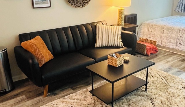 The Dancing Bear Den at Blue Knob