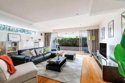 The Dandy - Relaxed Living near St Kilda Beach & CBD