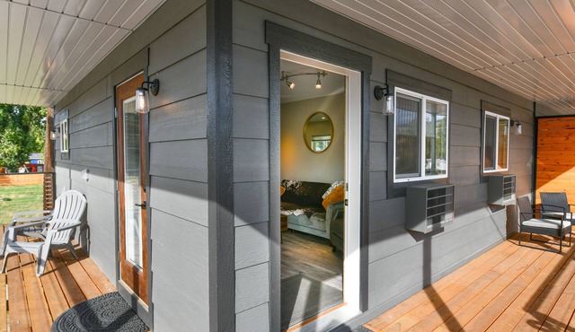 The Darmont Hotel and Suites