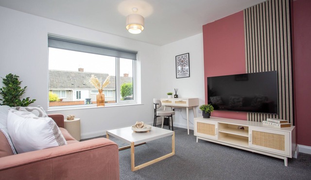 The Darwin Grove | Wi-Fi | Free Parking | Fully Equipped