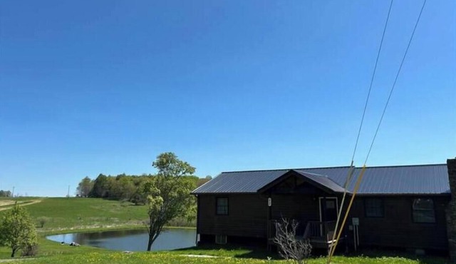 The Decker-Tranquil Getaway w/Fire Pit, Kayaking & Fishing