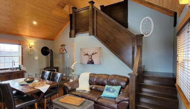 The Deer Lake Loft. Fantastic family vacation in Deer Lake