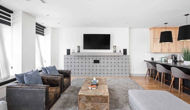 The Delaware Loft | 2BR 2.5BA Townhome + Roof Deck