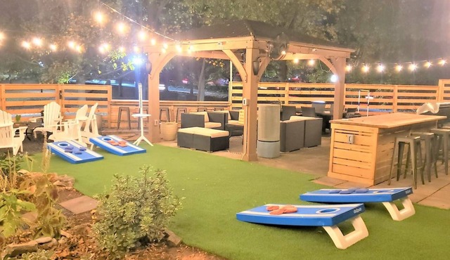 The Dobbs Beltline - 6 BD/4 BA, Downtown Steps Away