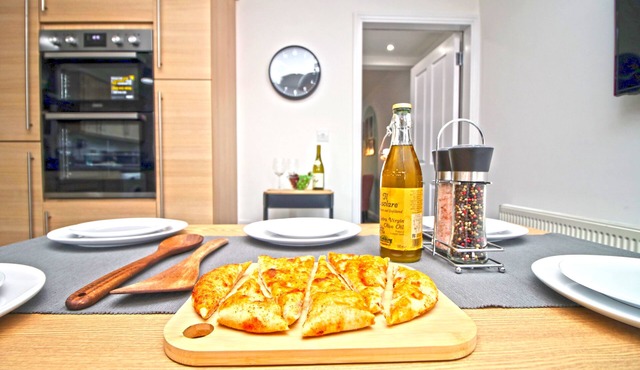 The Dock House - Newport City Centre