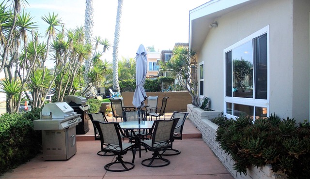 The Dolphin - Just Steps from the Beach - Pacific Beach