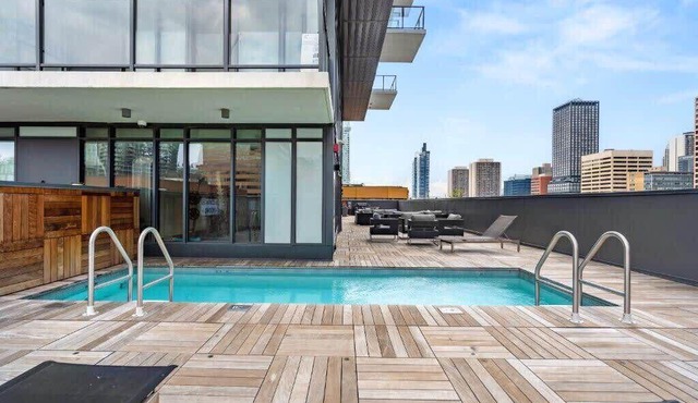 The Domain Skyline View King Beds Pool Gym