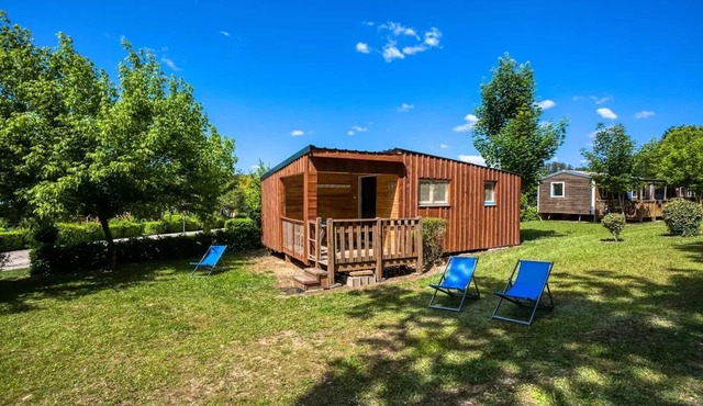 THE DOMAINE DE PECANY (La Noix de Pecan'y) * - Chalet Year 2022 - AIR CONDITIONED! 4 to 6 people - 4 people. included in the price