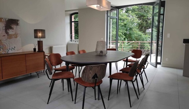 The Domaine de Travers, a unique site in a park