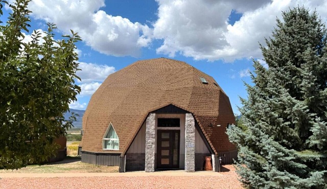 The Dome Home | 8 mins from Kanarra Falls