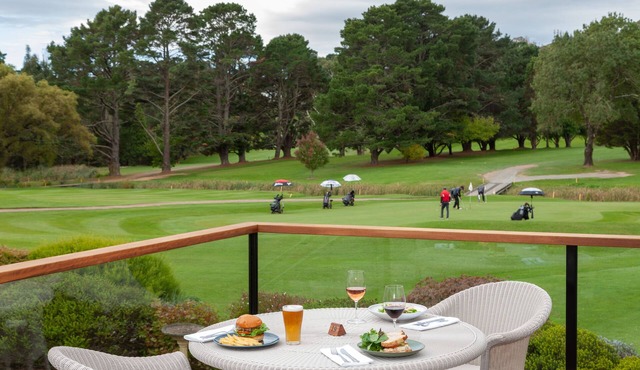 The Dormie House - On The Golf Course