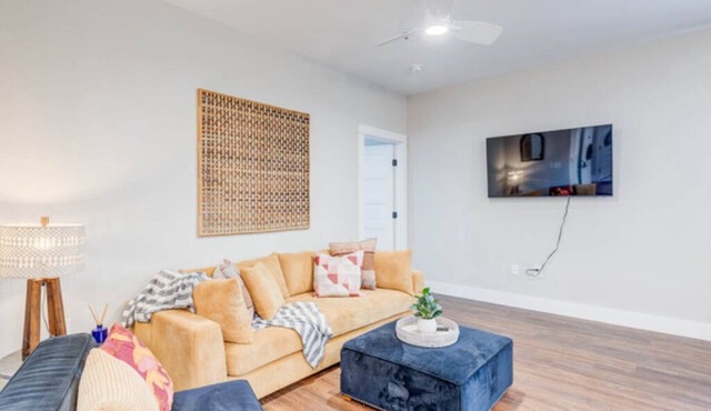 The Downtown Delight Family Suite