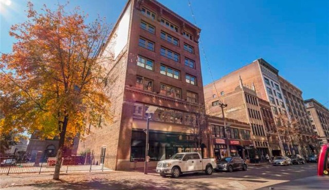 The Downtown District Loft