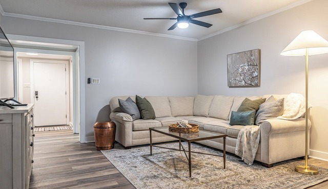 The Downtown Pines Hideaway - Walkable to Downtown Southern Pines!