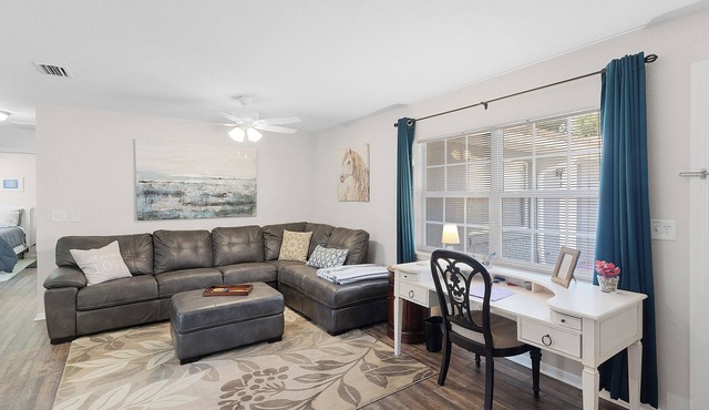 The Downtown Retreat One