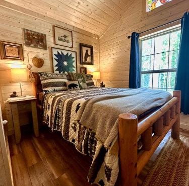 The Drake Cabin in The Forest