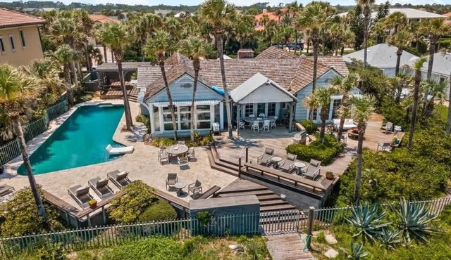 The Driftwood Retreat | Team Joseph Ellen