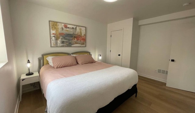 “The Duchess”, in Old Towne Elkhorn