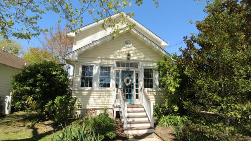 The Duck Pond Cottage