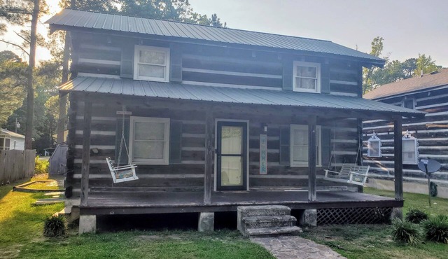 The Ducks Nest @ White Lake NC. A Cozy, 5 Bedroom 3 Bath Cabin.