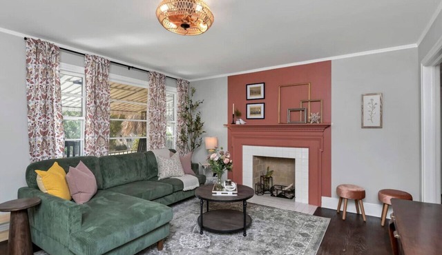 The Duke | 3BR 1 BA | Pet Friendly!