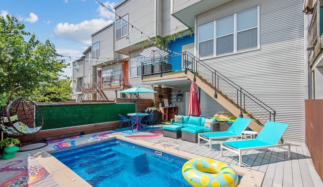 The EaDo Wonderland - Heated Pool!