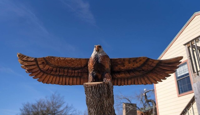 The Eagle's Nest: A Charming Oasis Minutes from Decatur Square