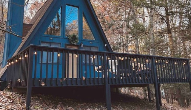 The Eagle's Nest: A Modern A-Frame Retreat