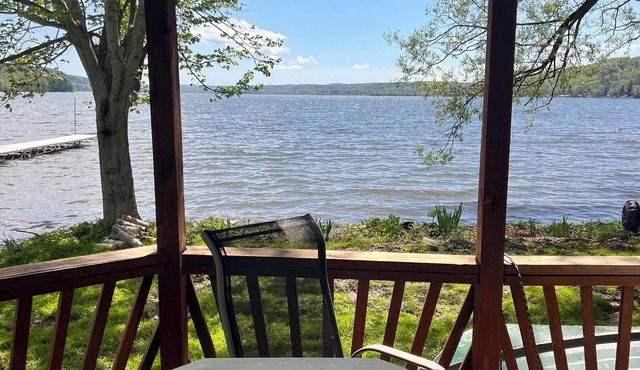 The Eagles Nest A Charming 3-bedroom cabin on Lake Canadarago with WiFi and AC