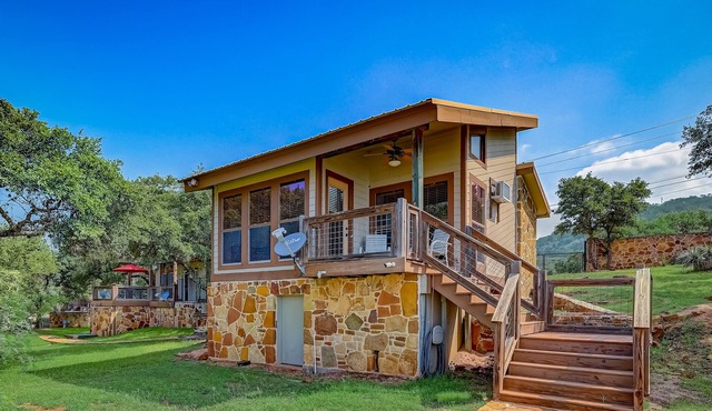 The Eagles Nest on Lake Buchanan Dam | Cottage in Burnet