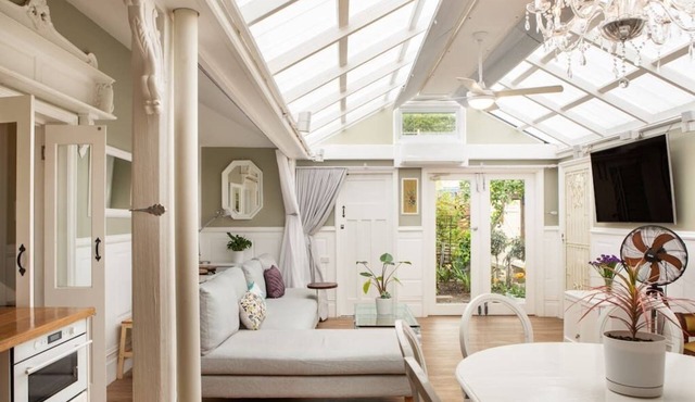 The East-Redfern Mansion on Chelsea