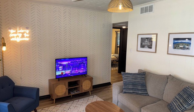 The Eclectic 1/2 mi from the square