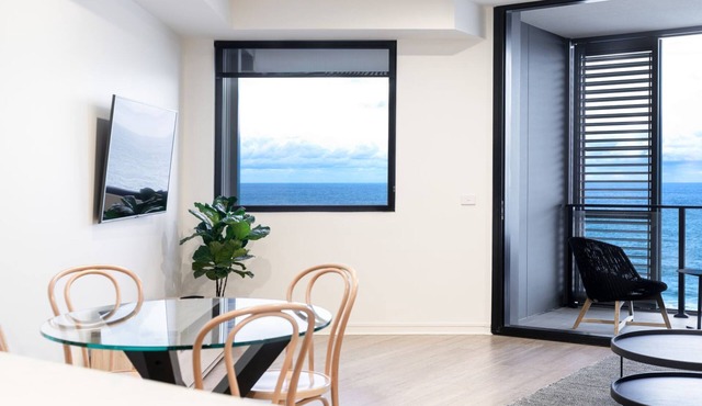 The Edge - family apartment overlooking Newcastle Beach