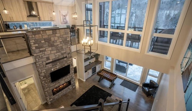The Elegant – Waterfront and Spa