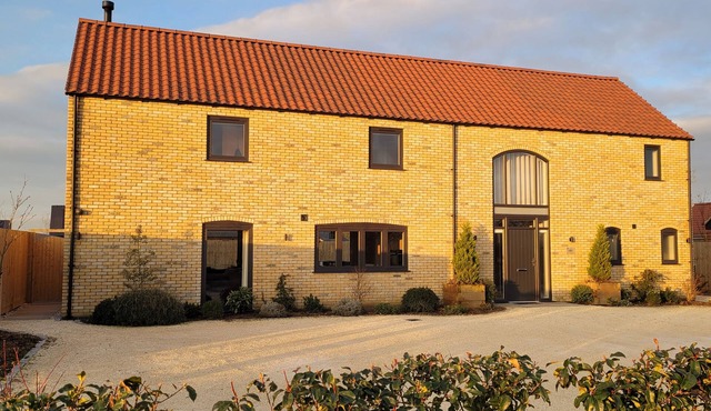 The Elms, Ashlin Farm Barns