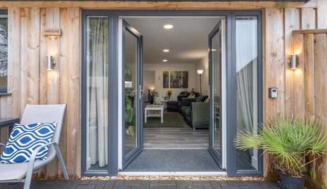 The Elms - Newlands Farm