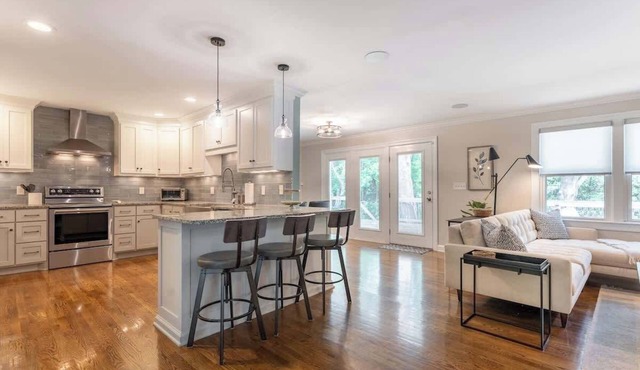 The Eloise - Elegant Ranch Near Green Hills