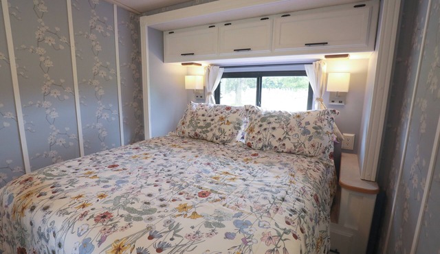 The EM Sightseer Stationary RV