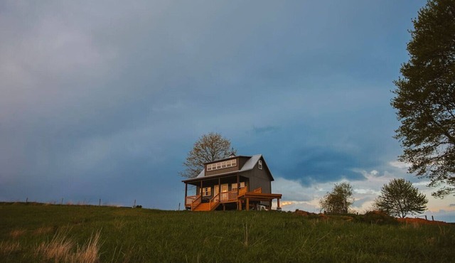 The Ember Cabin | Cabin· Farm · Ohio