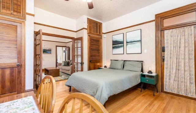 The Emerald Cabin - Historic Downtown Avenues Apt
