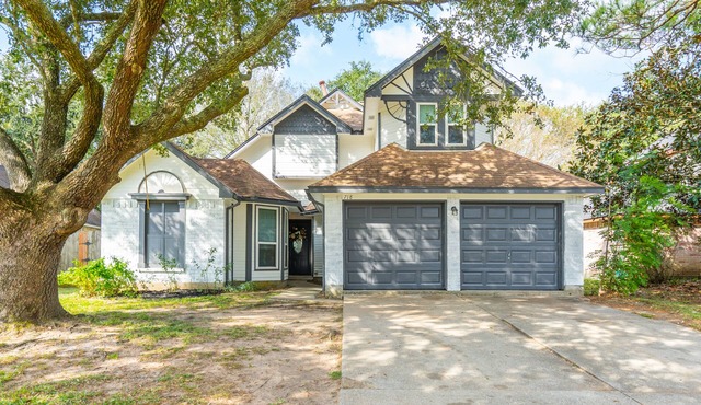 The Emerald Cottage, Friendswood Texas